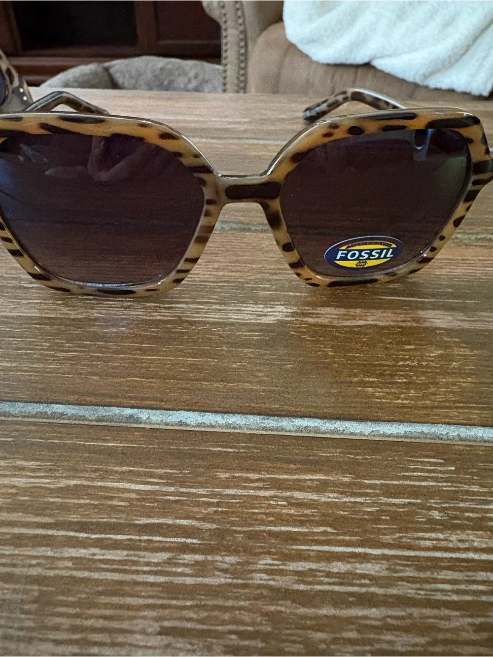 Fossil Women's Tortoise Shell Sunglasses with Brown Lenses